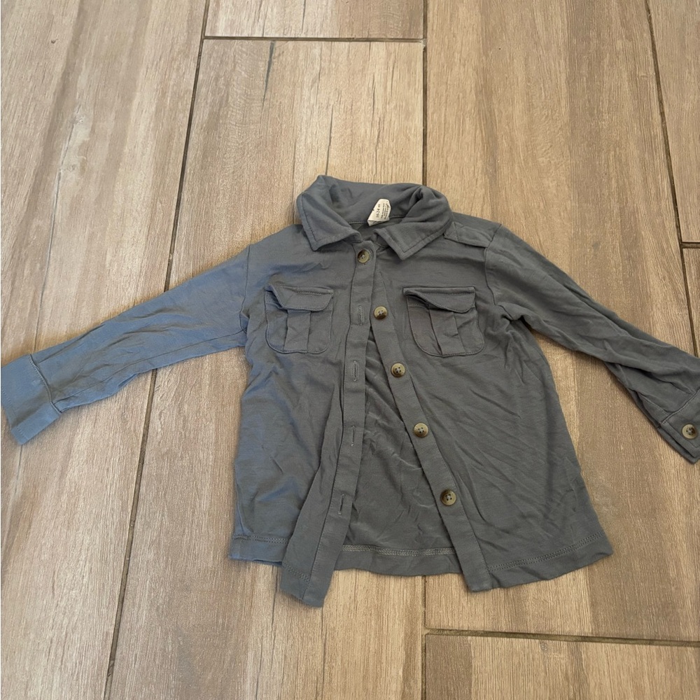Kate Quinn bamboo button down